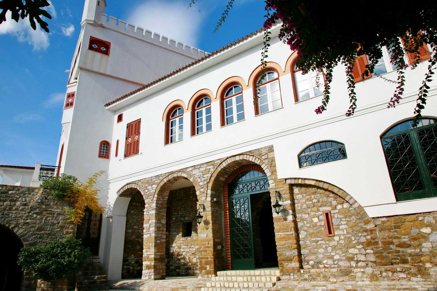 [Κοντινοί προορισμοί Πύργος Μπότσαρη]