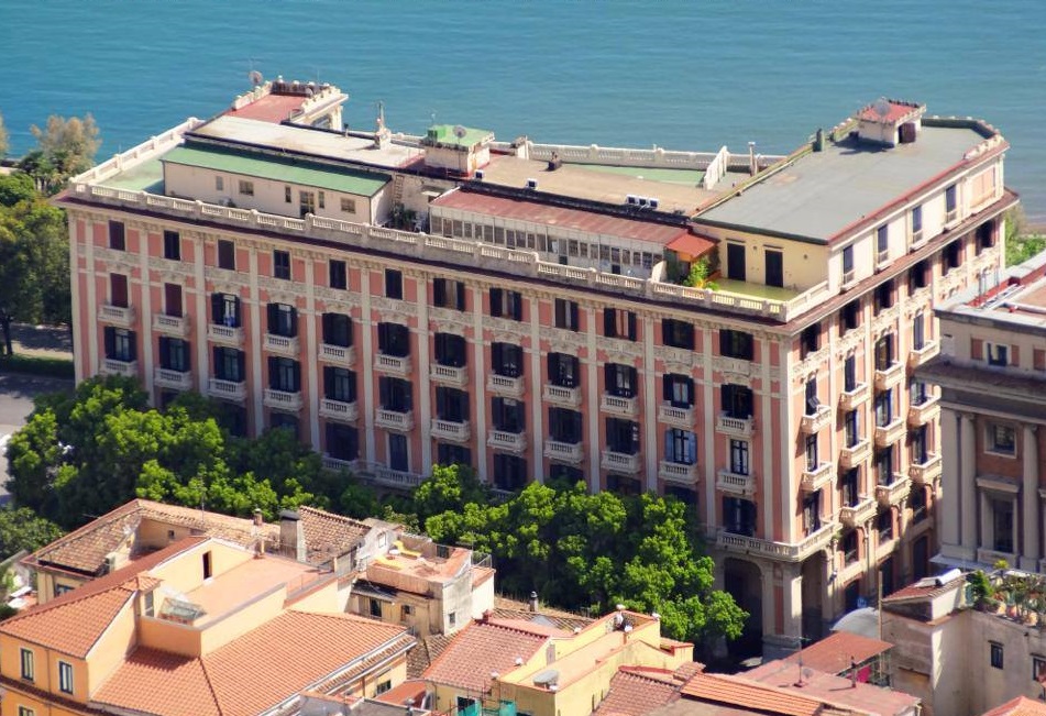 [Σαλέρνο Palazzo Natella]