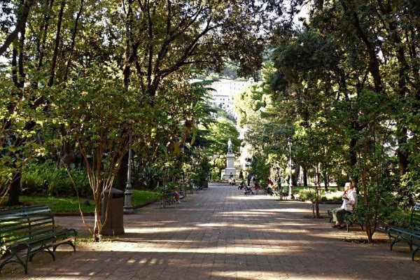 [Σαλέρνο Villa Comunale]