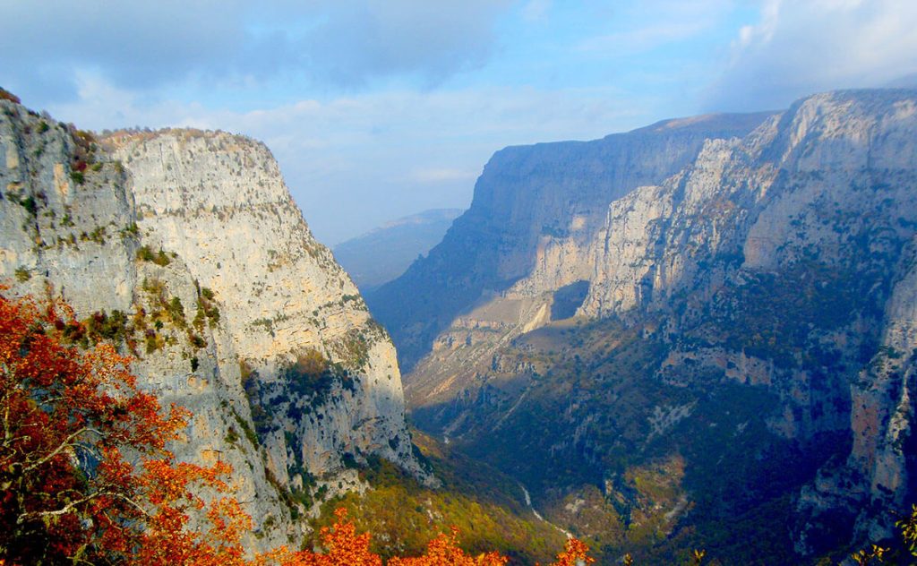 [Διακοπές για backpackers στην Ελλάδα Ιωάννινα]