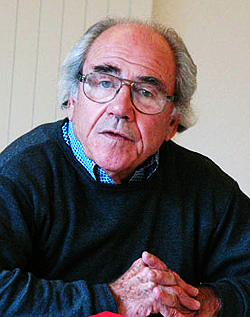 o baudrillard, εκπρόσωπος της μεταδομιστικής σκέψης