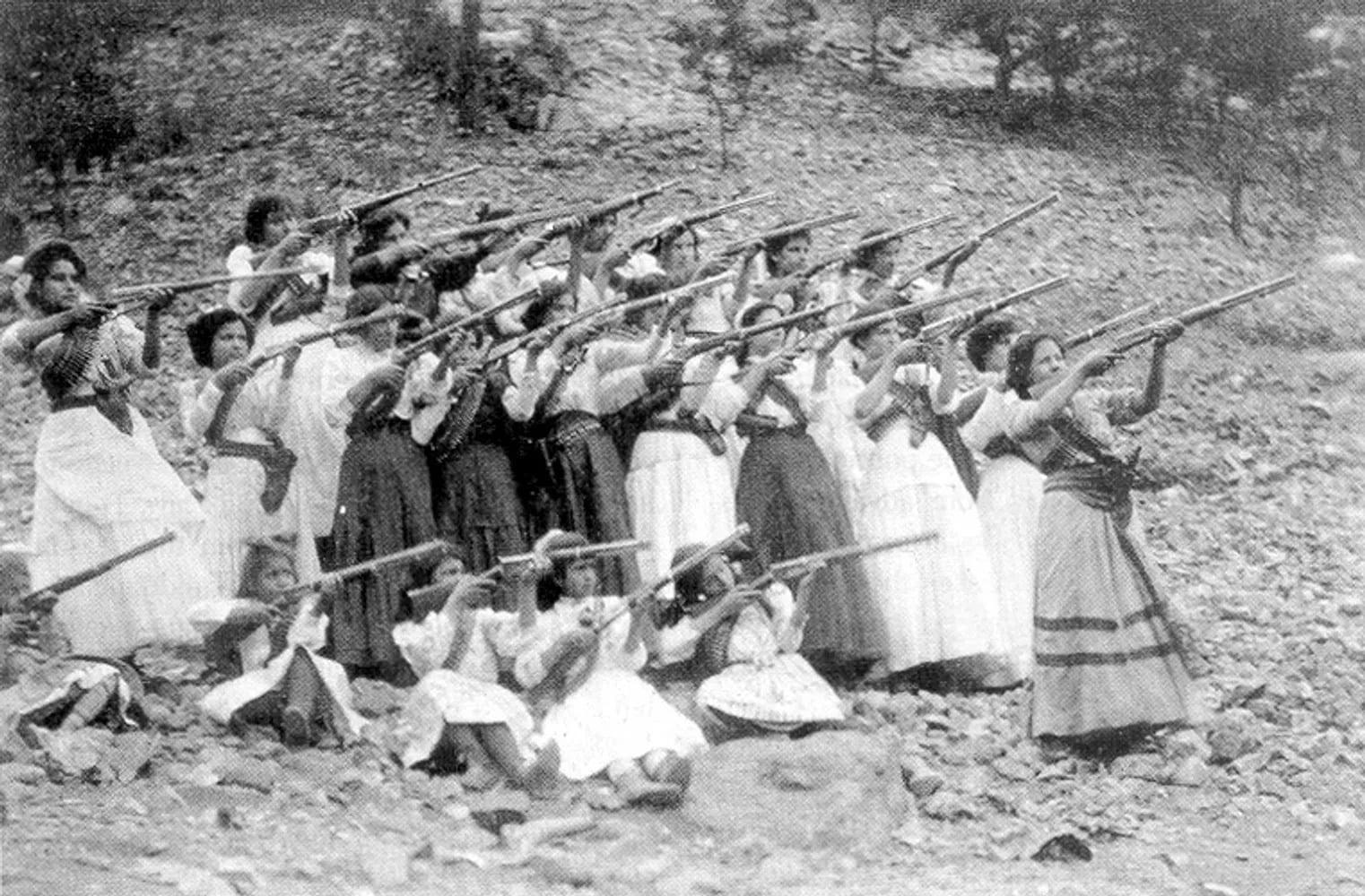 Γυναικείες αδελφότητες αντίστασης