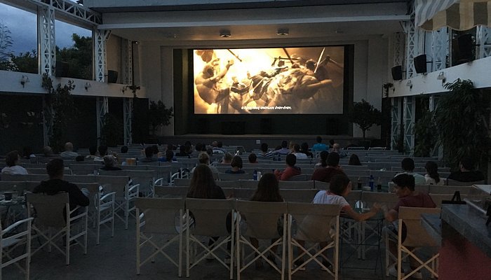 νησιά και θερινά 