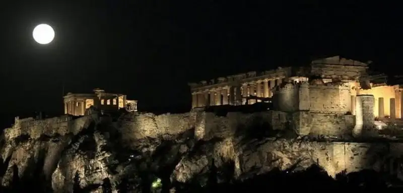 αρχαιολογικούς χώρους