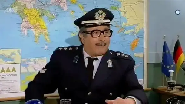 Δέκα Μικροί Μήτσοι_Φινάλε_Cover_MaxMagTv