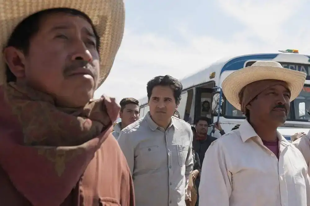 Narcos_Mexico_Official Trailer_Season 4_Cover_MaxMagTv