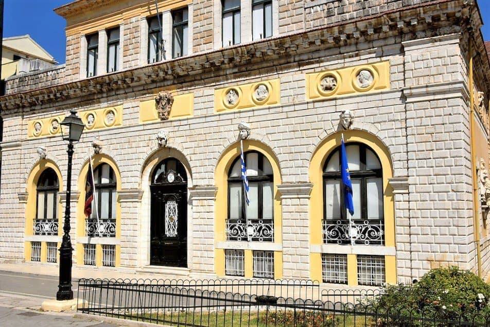 https://mykerkyra.com