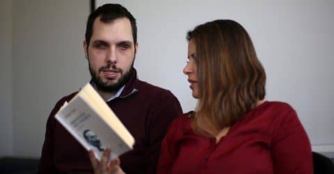 Διαβάζω για τους Άλλους