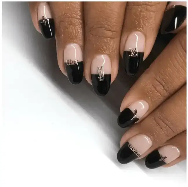logo nails