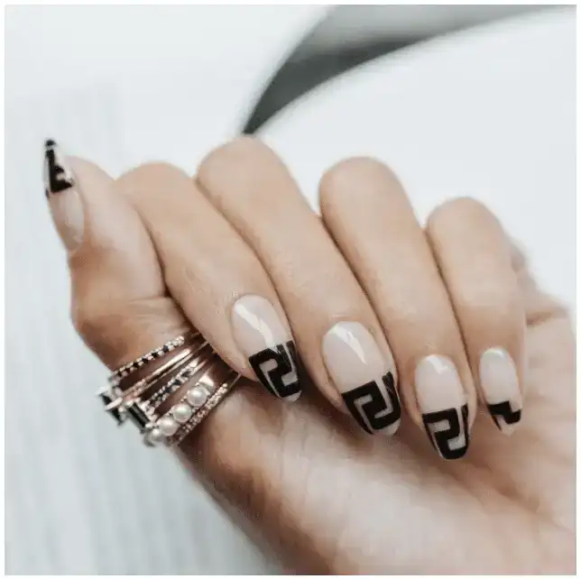 Givenchy nails