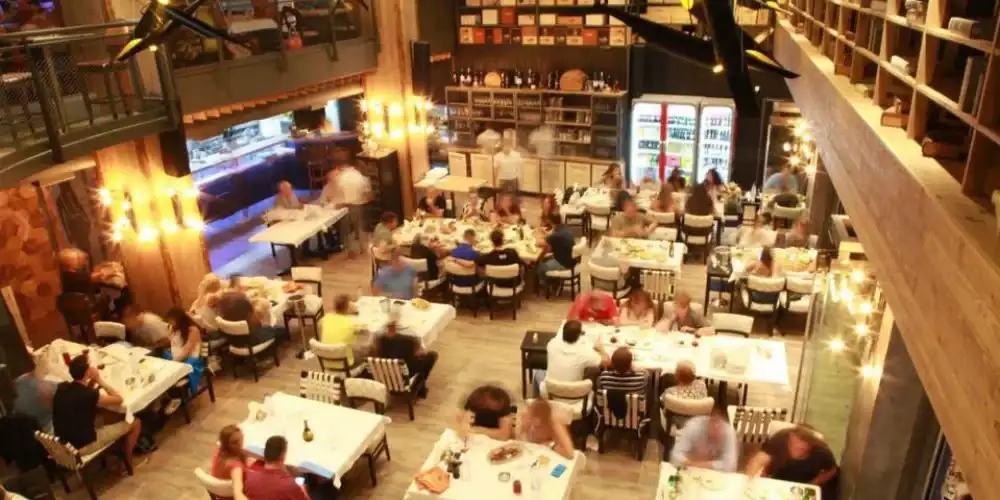 Τα καλύτερα εστιατόρια της Θεσσαλονίκης - Μεζέ Μεζέ