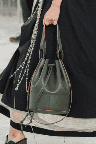 Bucket bags