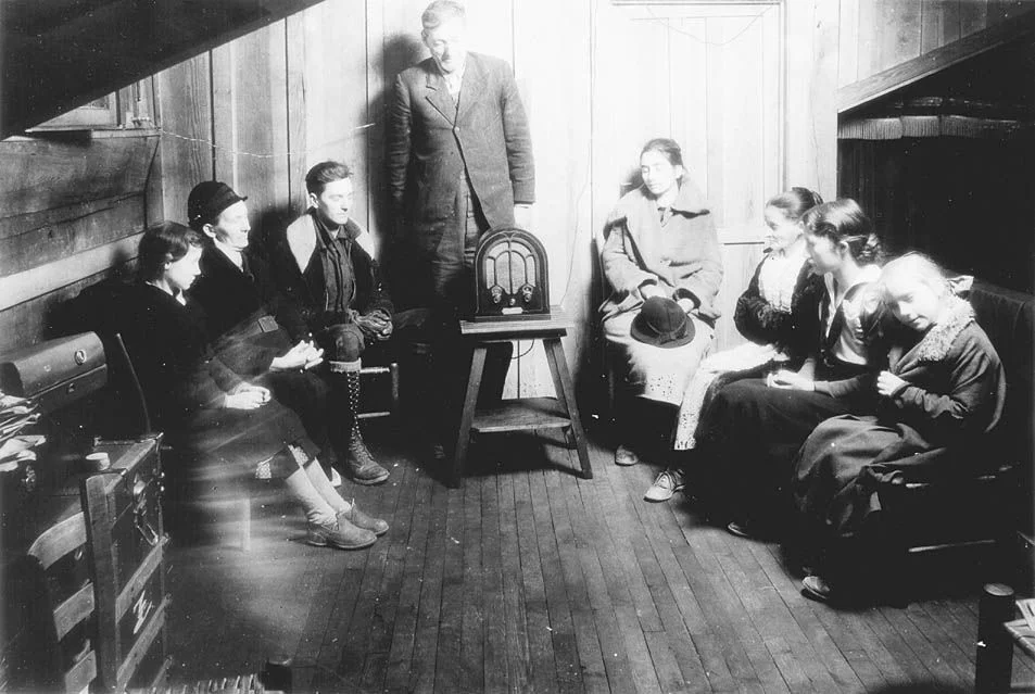 Ένα τυπικό ραδιόφωνο της δεκαετίας του '30.
