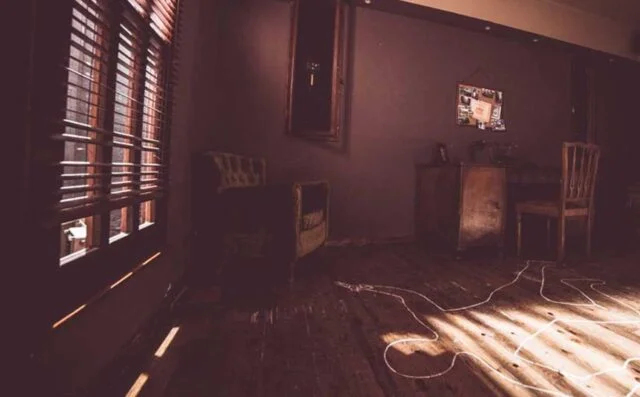 John Monroe office - escape room 