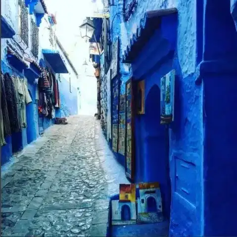 Μπλε στενά