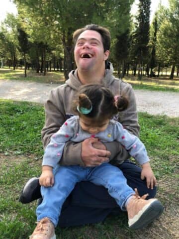 Νίκος