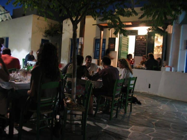 Εστιατόρια στη Φολέγανδρο - Γουπί