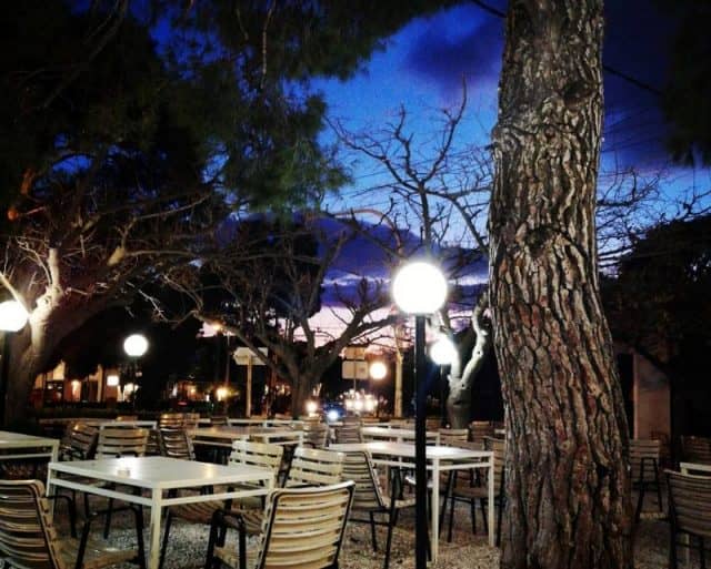 εστιατόρια με κήπο στα Βόρεια Προάστια- Ιορδάνης