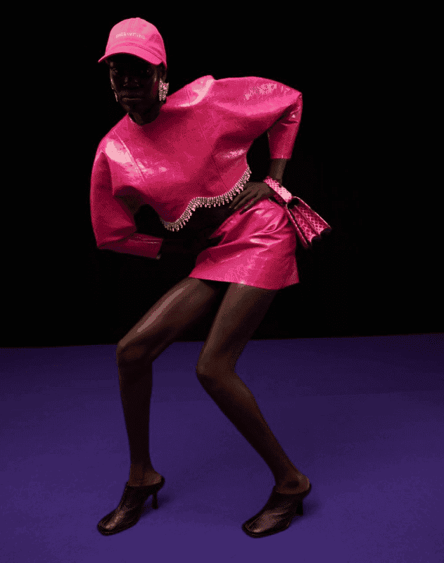 Milkwhite fuchsia outfit