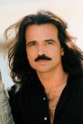 Yanni: Ο αληθινός παγκόσμιος καλλιτέχνης