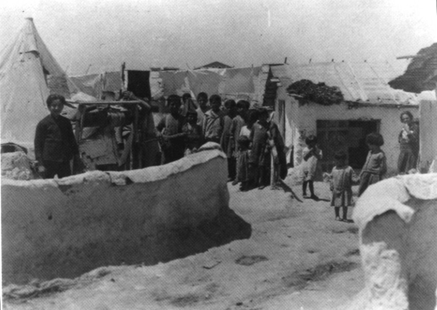 Η κοινωνία της Ελλάδας του Μεσοπολέμου