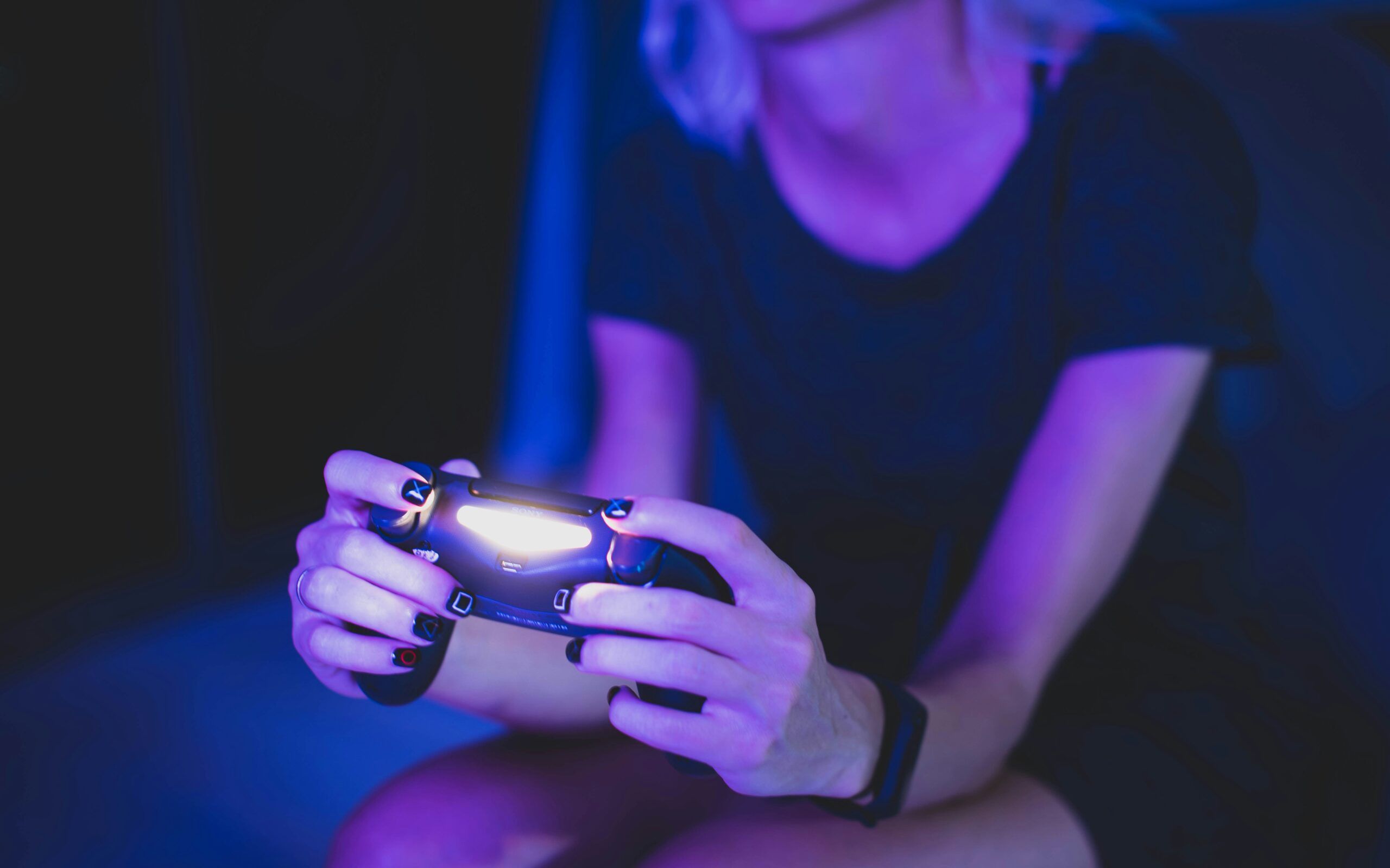 Massive Multiplayer Online Games