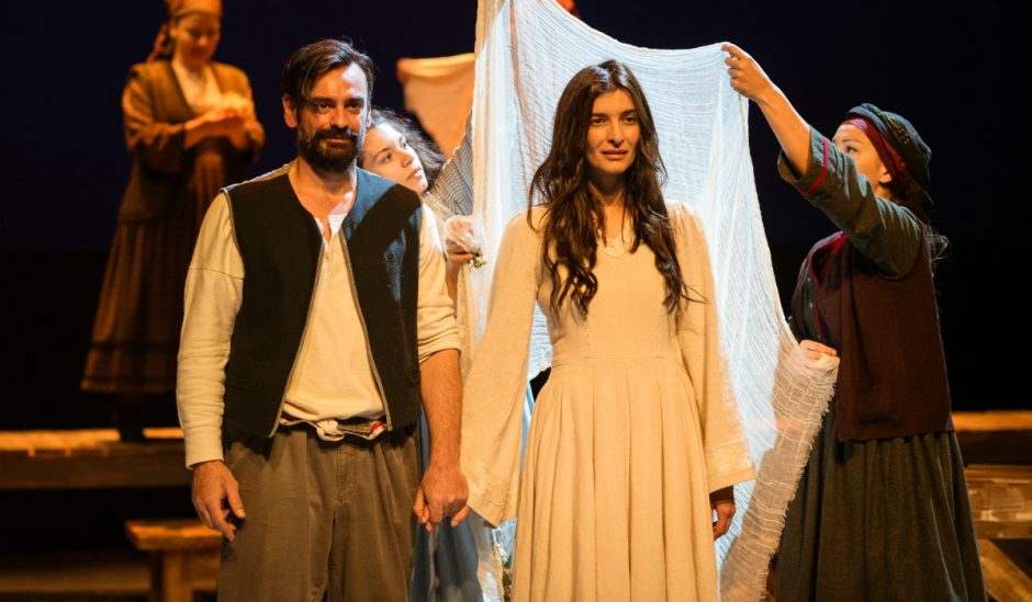 Νεοελληνικό Θέατρο «Τρισεύγενη» του Κ. Παλαμά σε σκηνοθεσία Κώστα Τσιάνου στο ΔΗΠΕΘΕ Πάτρας