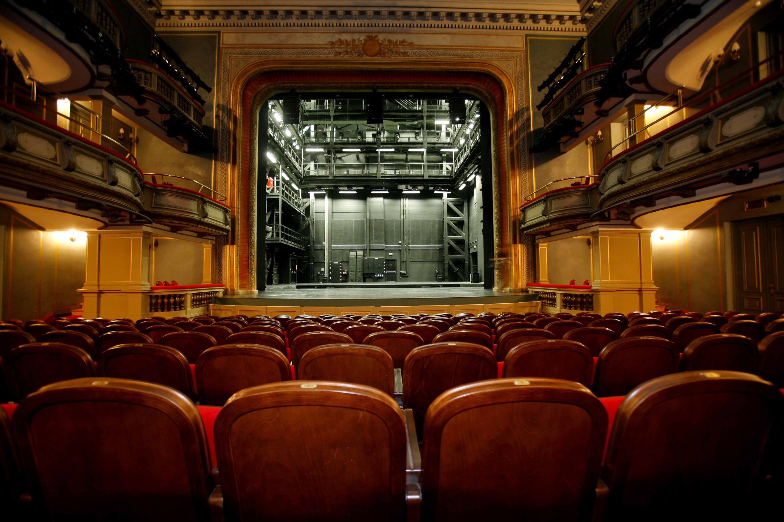 Νεοελληνικό Θέατρο