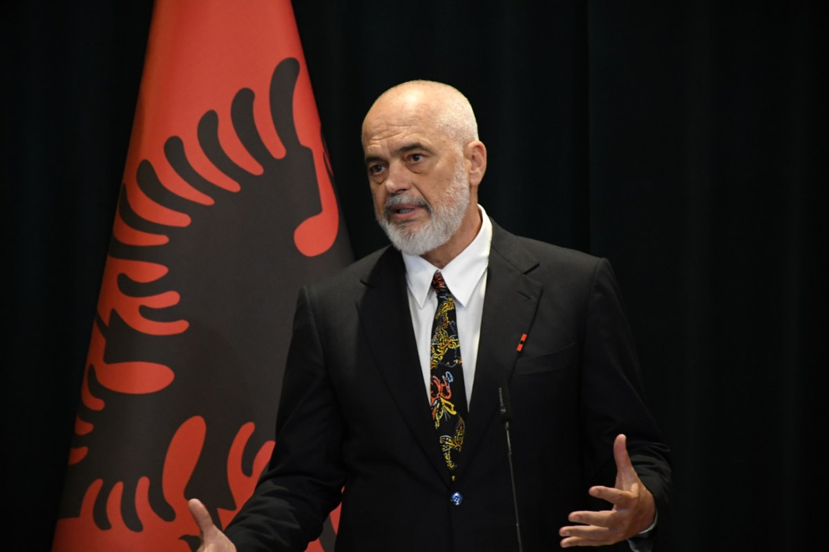 πρώτο Υπουργείο AI στην ιστορία