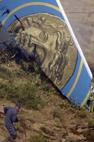 Τα συντρίμμια του Helios της πτήσης 522 (2005). Πηγή : Εφημερίδα Κύπρου Xαραυγή