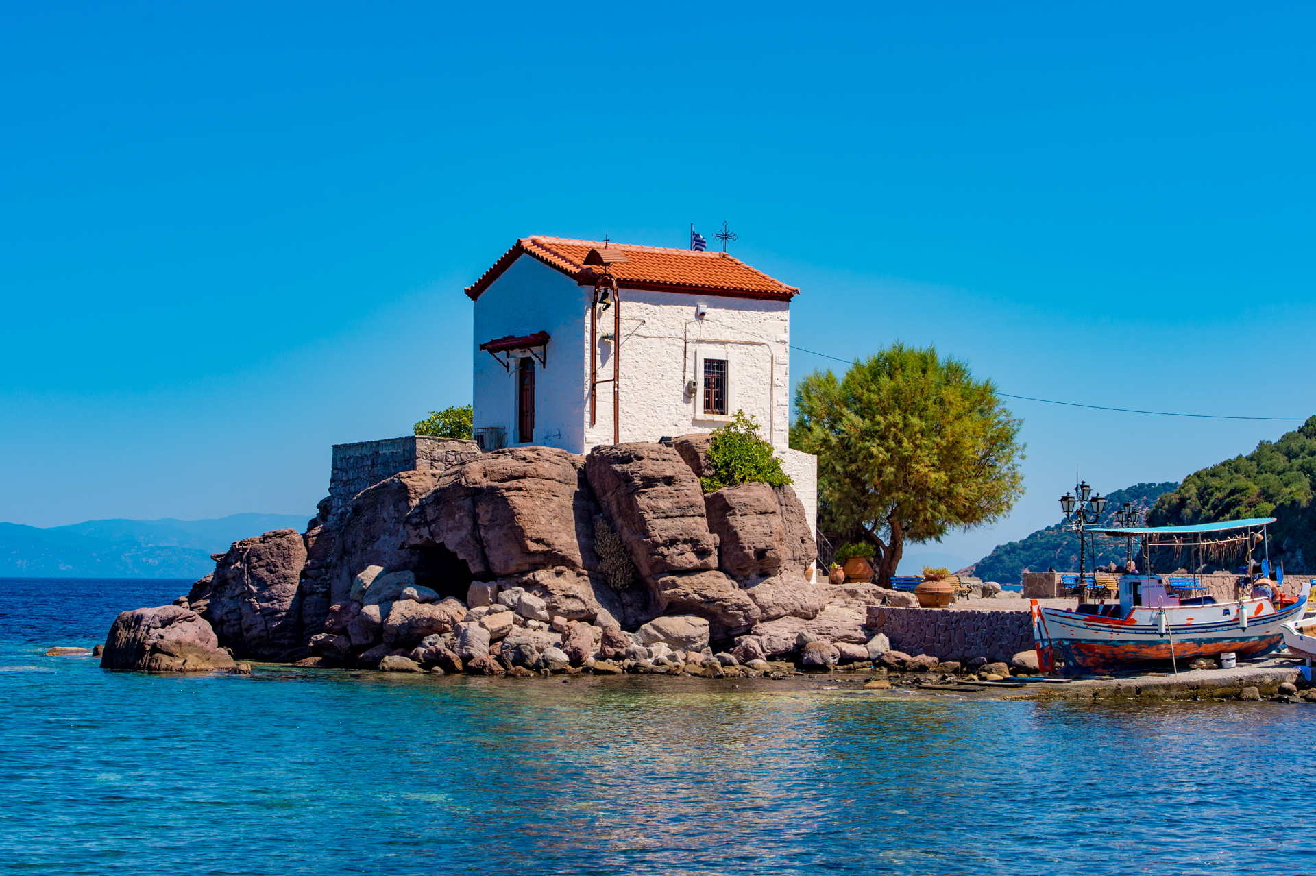 παναγία η γοργόνα