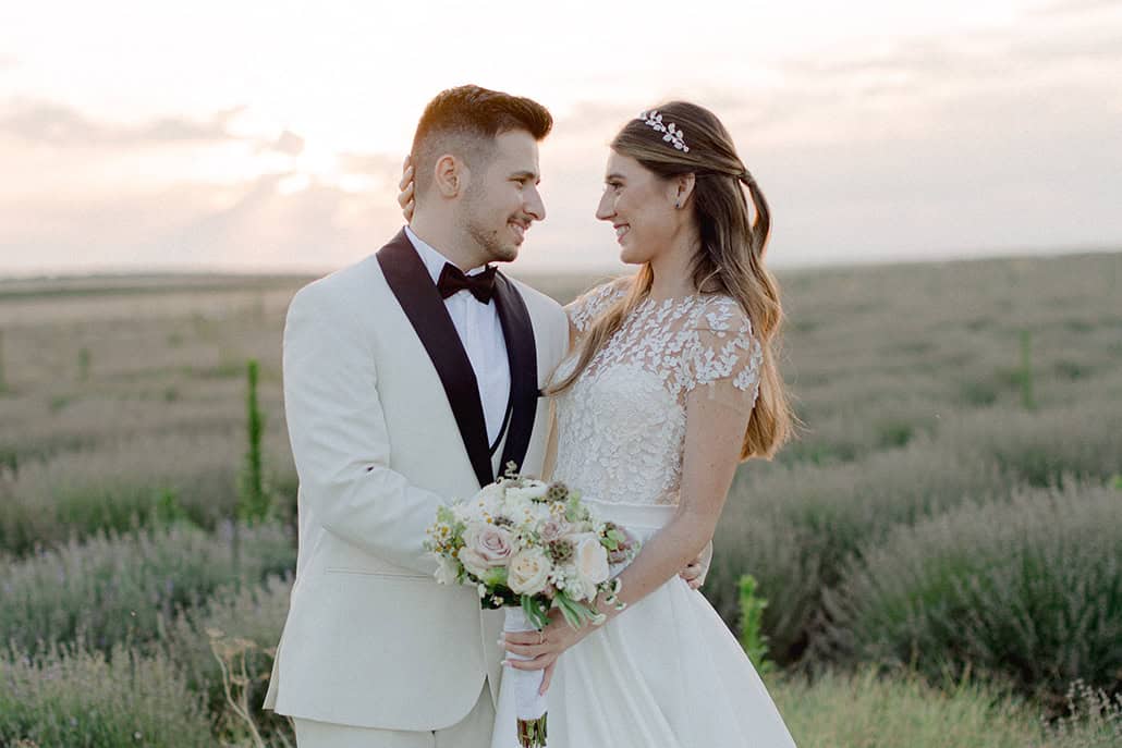 μείωση θρησκευτικών γάμων