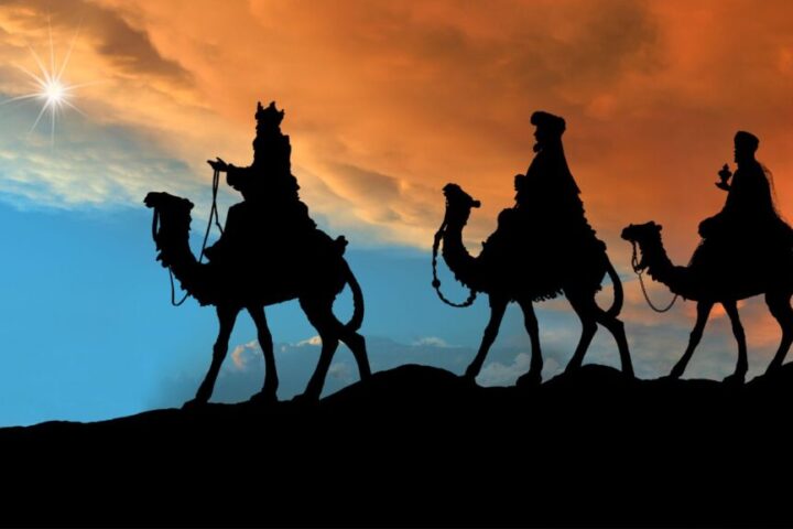 τρεις μάγοι