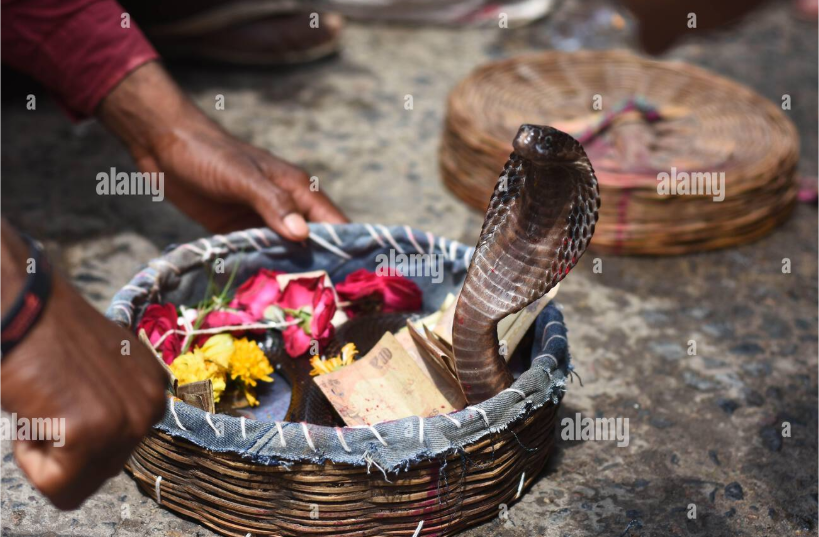Περίεργα Θρησκευτικά Έθιμα