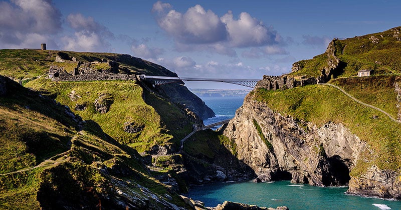 Από το Σέργουντ στο Άβαλον: η μυθική γεωγραφία της Βρετανίας
