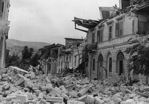 Ερείπια από τον σεισμό του 1953 στο Αργοστόλι | Πηγή Εικόνας: alamy.com