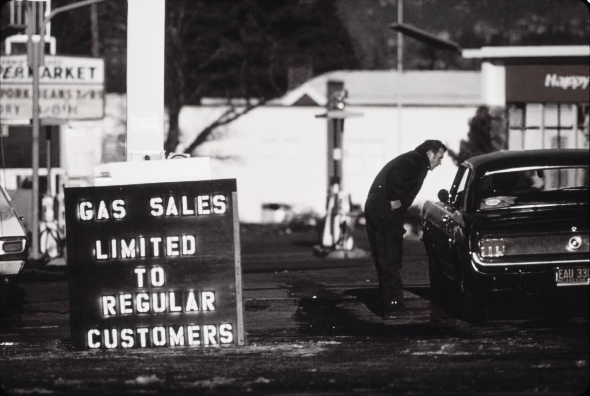 Η πετρελαϊκή κρίση του 1979 στην Αμερική με ουρές σε πρατήρια βενζίνης | Πηγή Εικόνας: Trinity Mirror / Mirrorpix